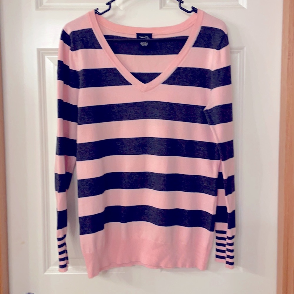 Rue21 Sweater